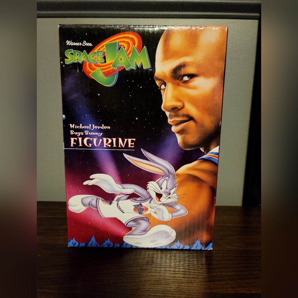 Michael Jordan and Bugs bunny space jam figure